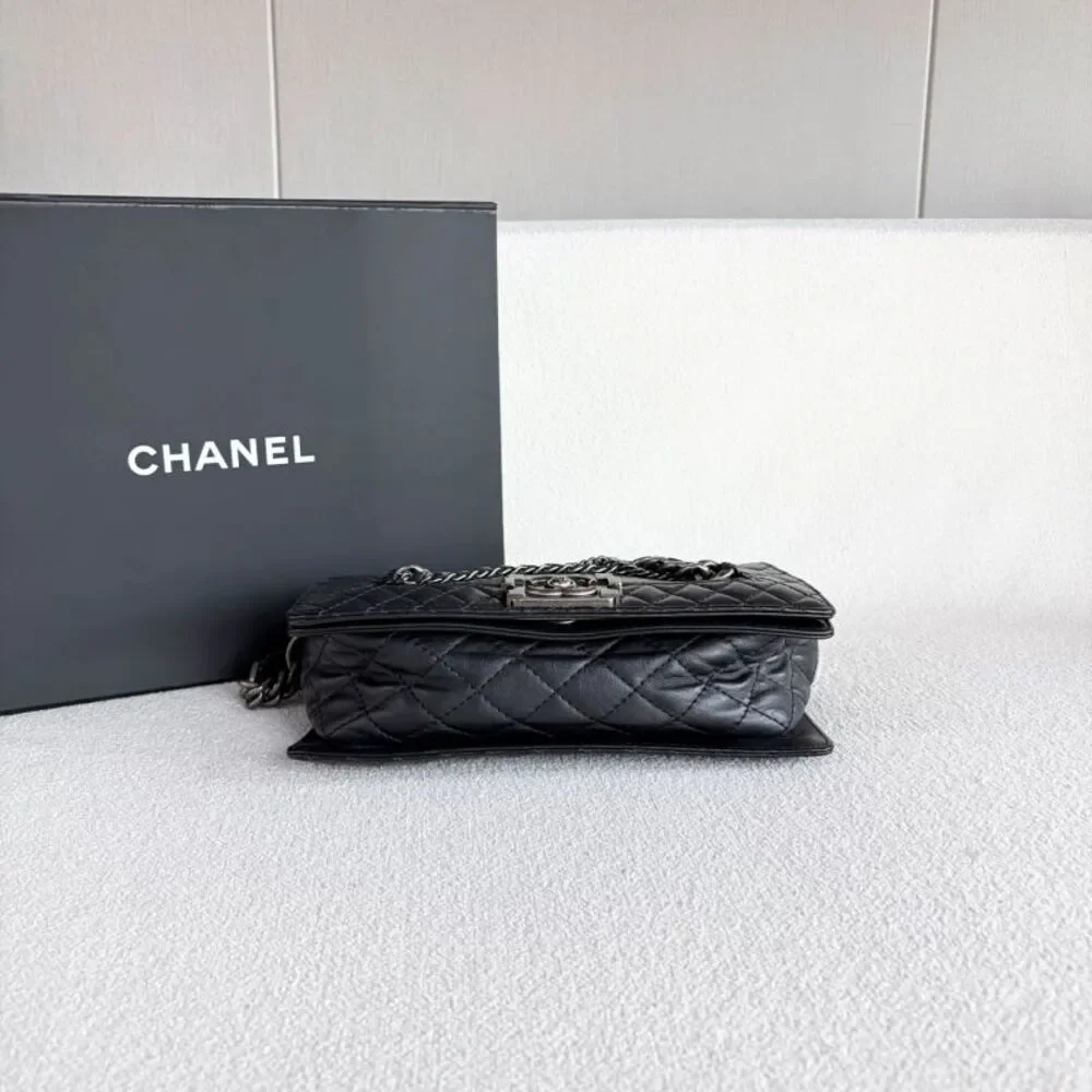 Chanel Women Pre-Loved Bag Very Good Condition